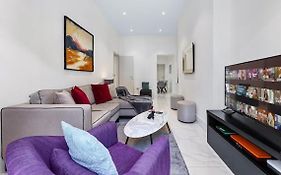 Harley Street Luxury Snug